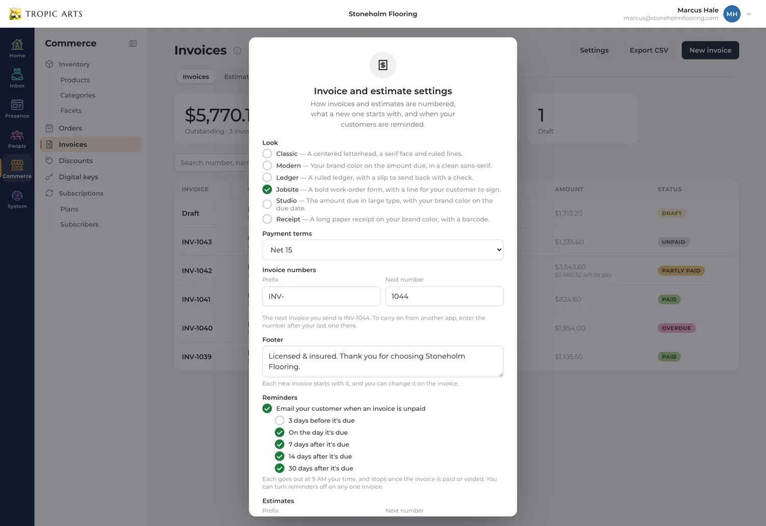 The Invoice and estimate settings dialog: the six looks with Jobsite chosen, Net 15 terms, invoice numbers starting INV- with 1044 next, a footer saying Stoneholm Flooring is licensed and insured, and reminders on the day an invoice is due and 7, 14 and 30 days late.